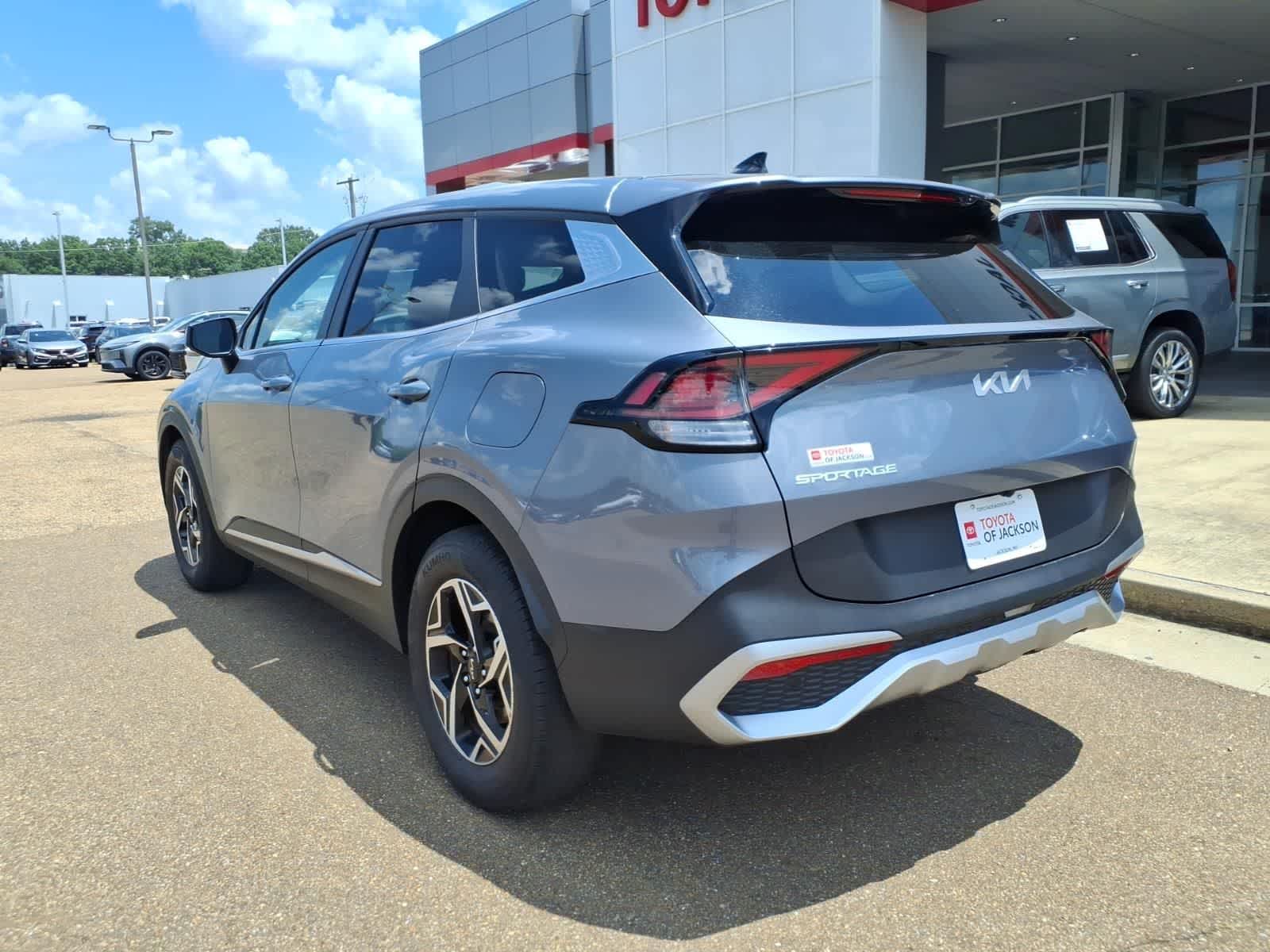 2025 Kia Sportage LX FWD
