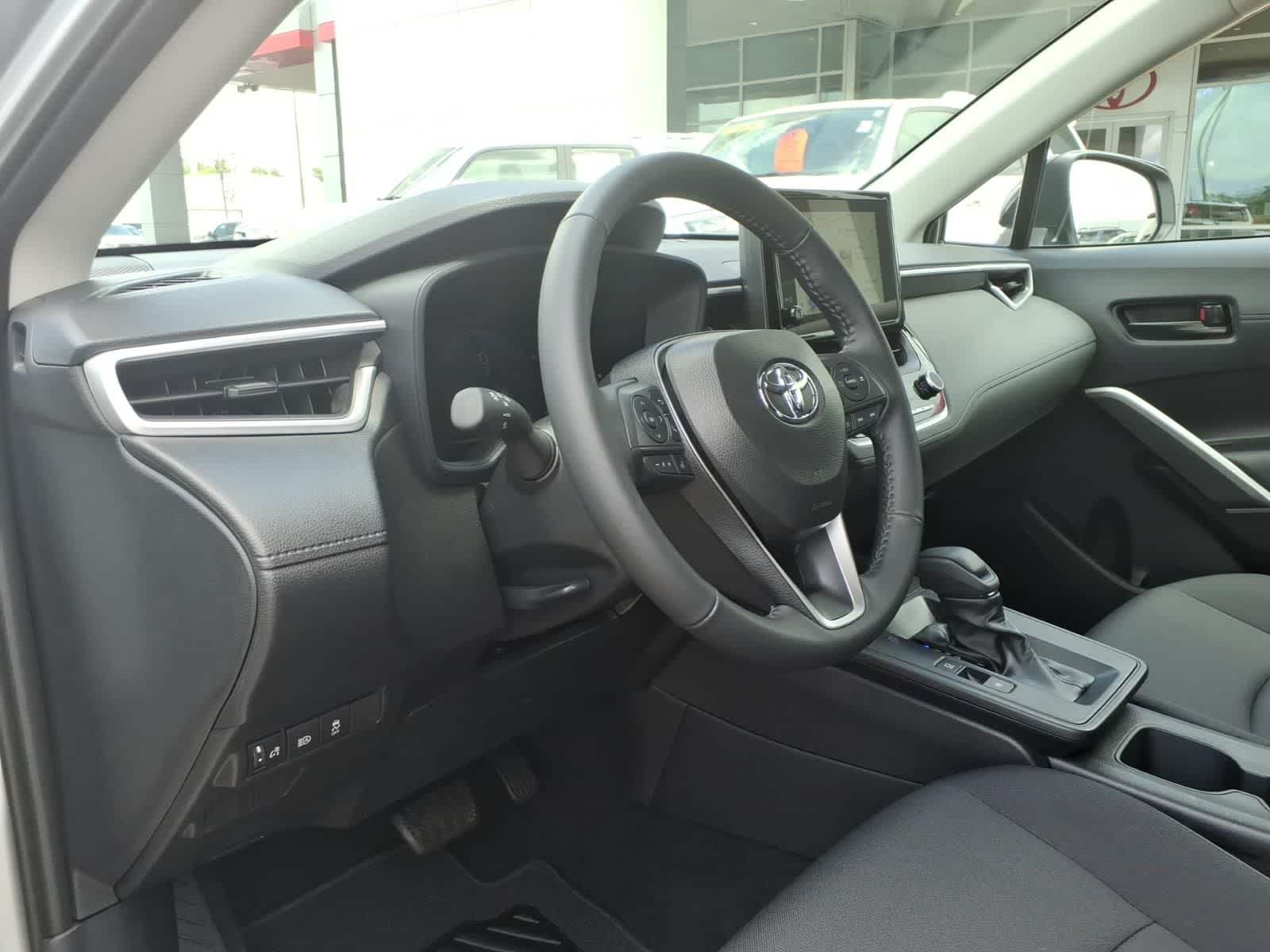 2026 Toyota Corolla Cross LE 2WD