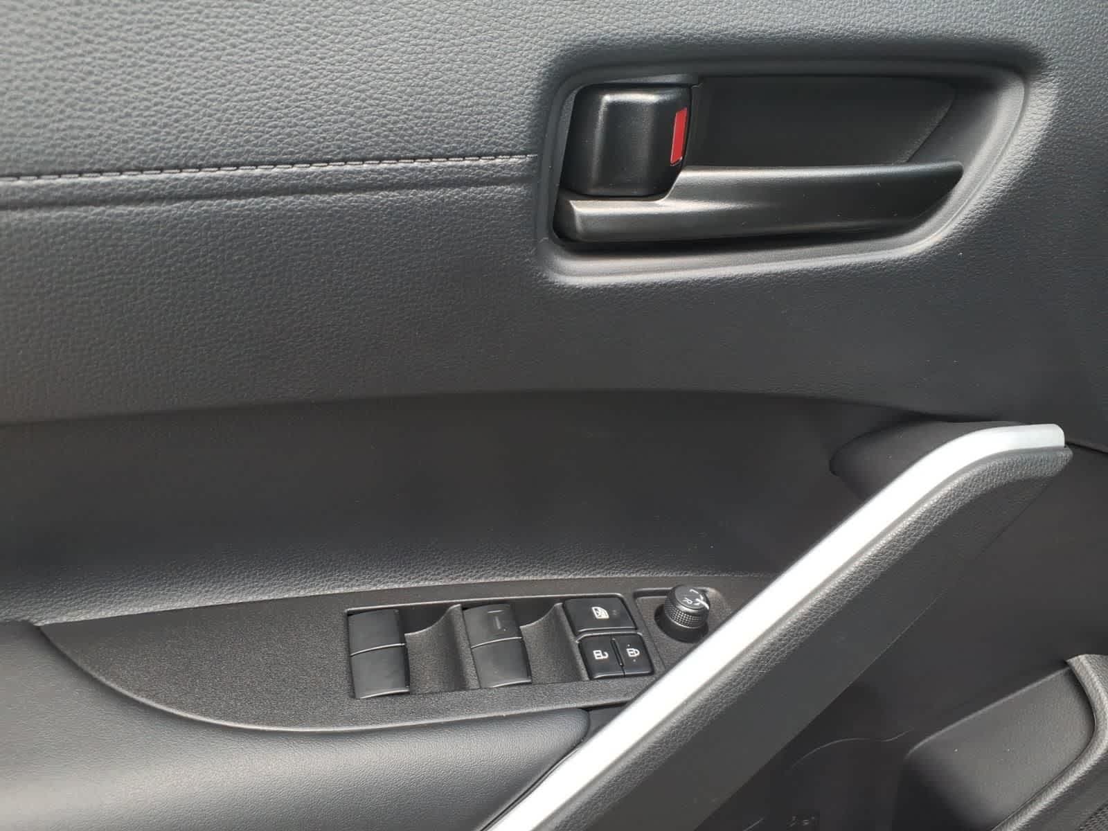 2026 Toyota Corolla Cross LE 2WD