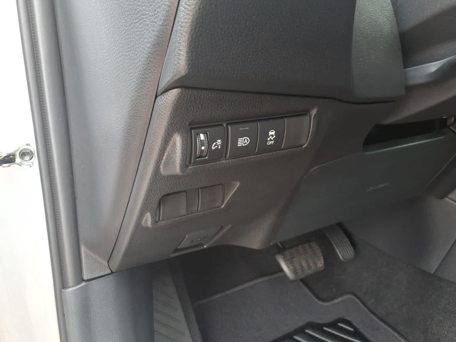 2026 Toyota Corolla Cross LE 2WD