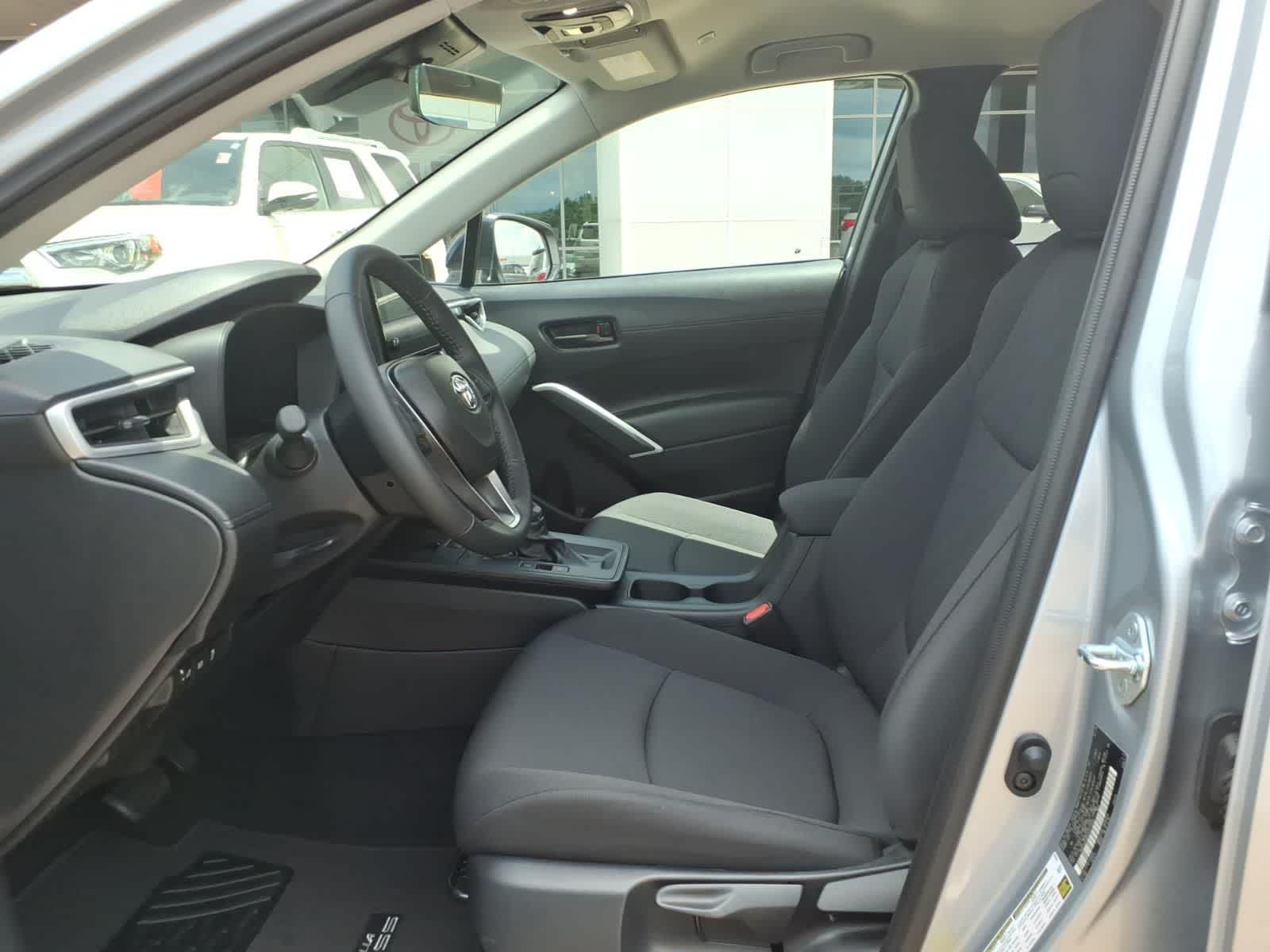 2026 Toyota Corolla Cross LE 2WD