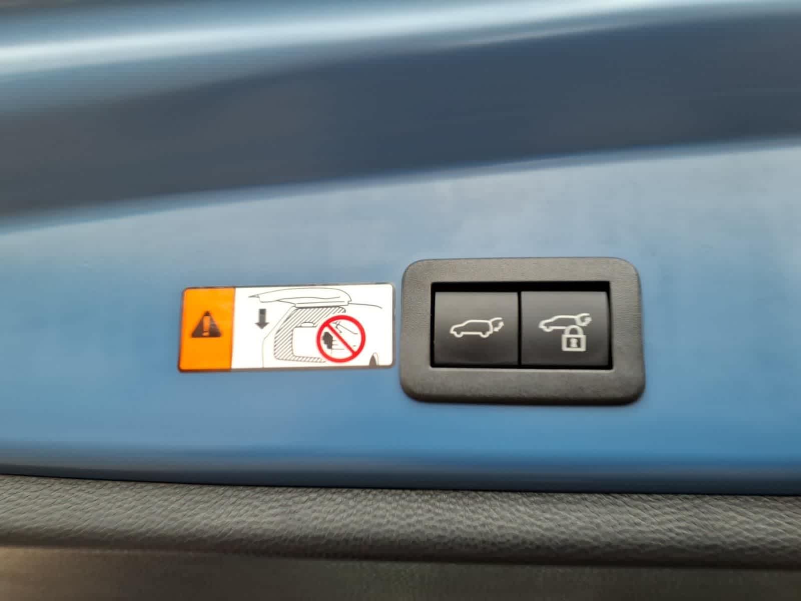 2026 Toyota Corolla Cross XLE 2WD