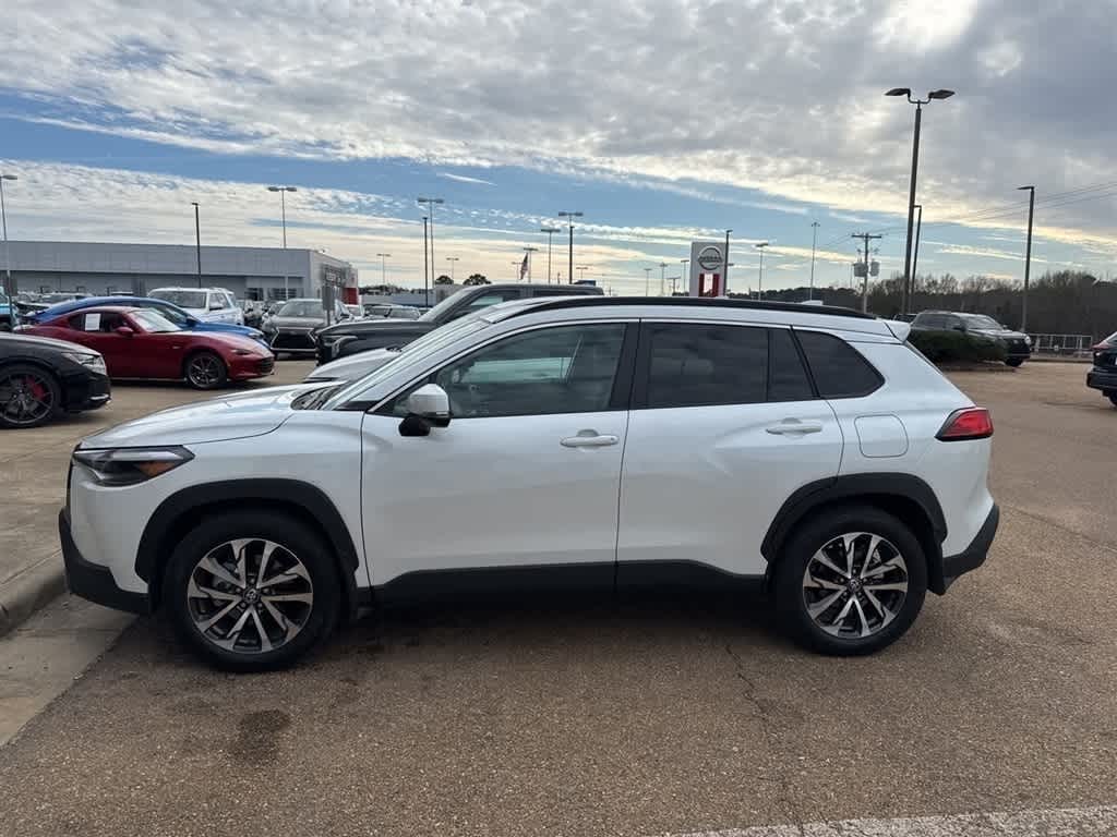 2023 Toyota Corolla Cross XLE 2WD