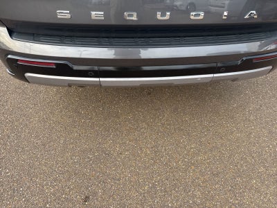 2024 Toyota Sequoia Capstone 4WD