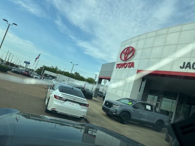 2024 Toyota Sequoia Capstone 4WD