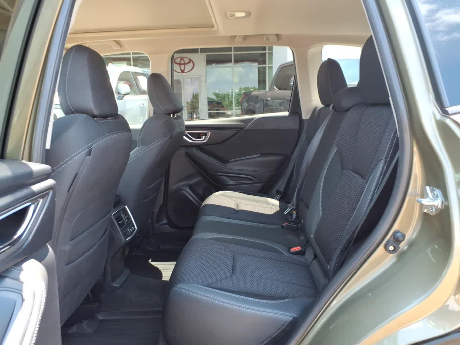 2024 Subaru Forester Premium AWD