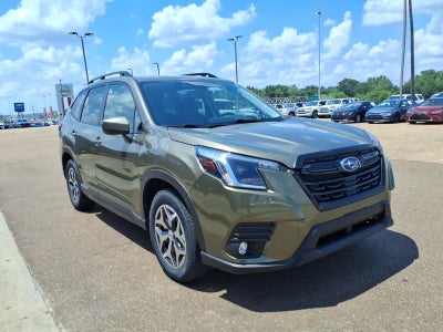 2024 Subaru Forester Premium AWD
