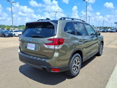 2024 Subaru Forester Premium AWD