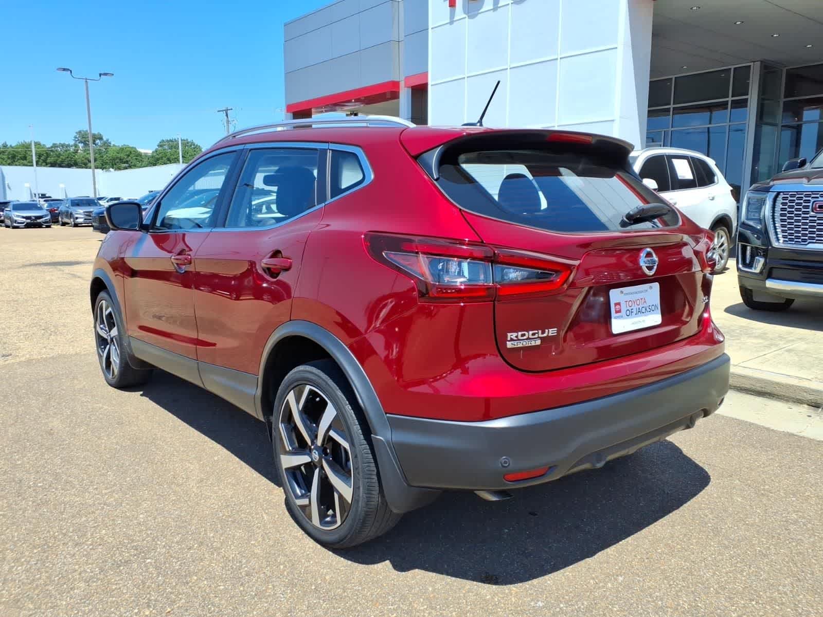 2022 Nissan Rogue Sport FWD SL