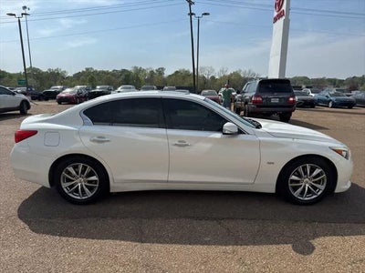 2016 INFINITI Q50 4dr Sdn 3.0t Premium RWD