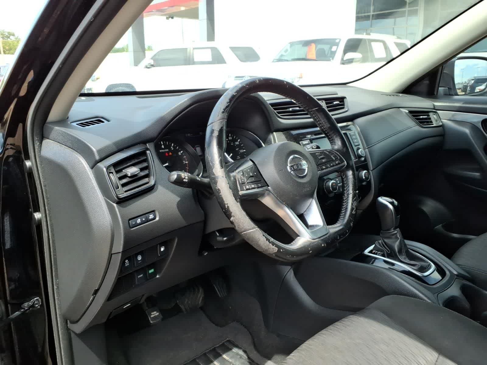 2020 Nissan Rogue FWD S