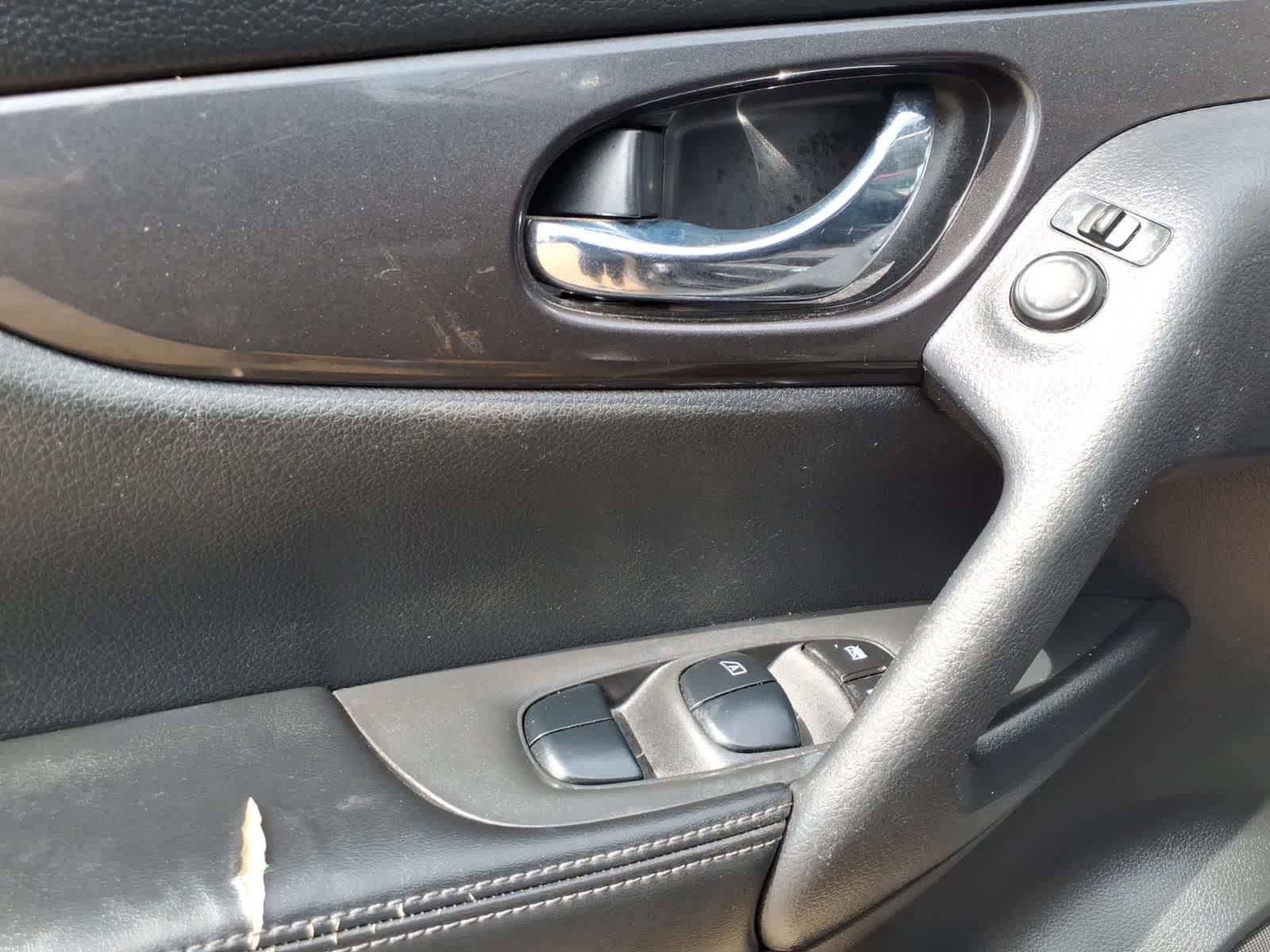 2020 Nissan Rogue FWD S