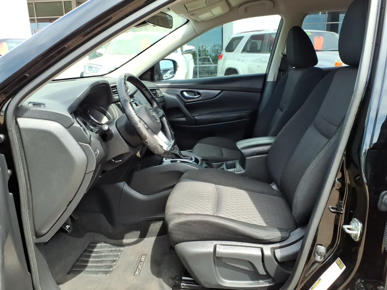 2020 Nissan Rogue FWD S