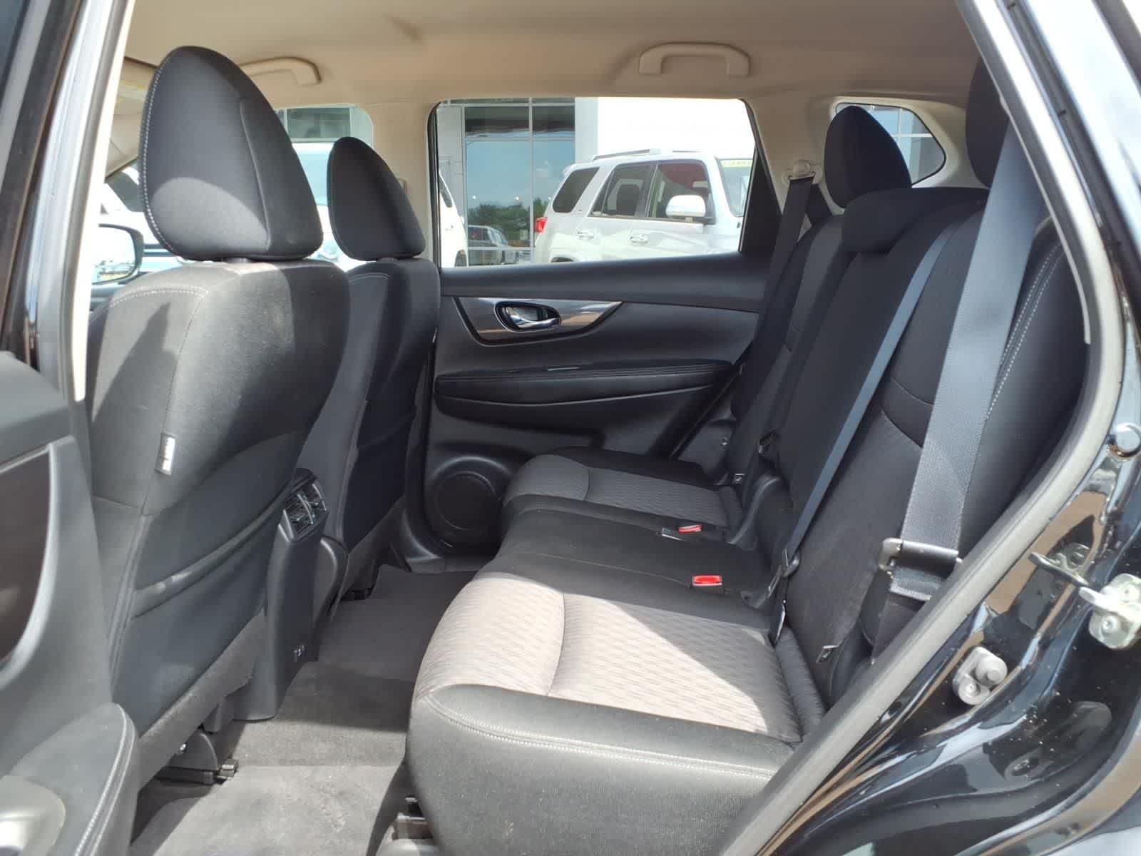 2020 Nissan Rogue FWD S