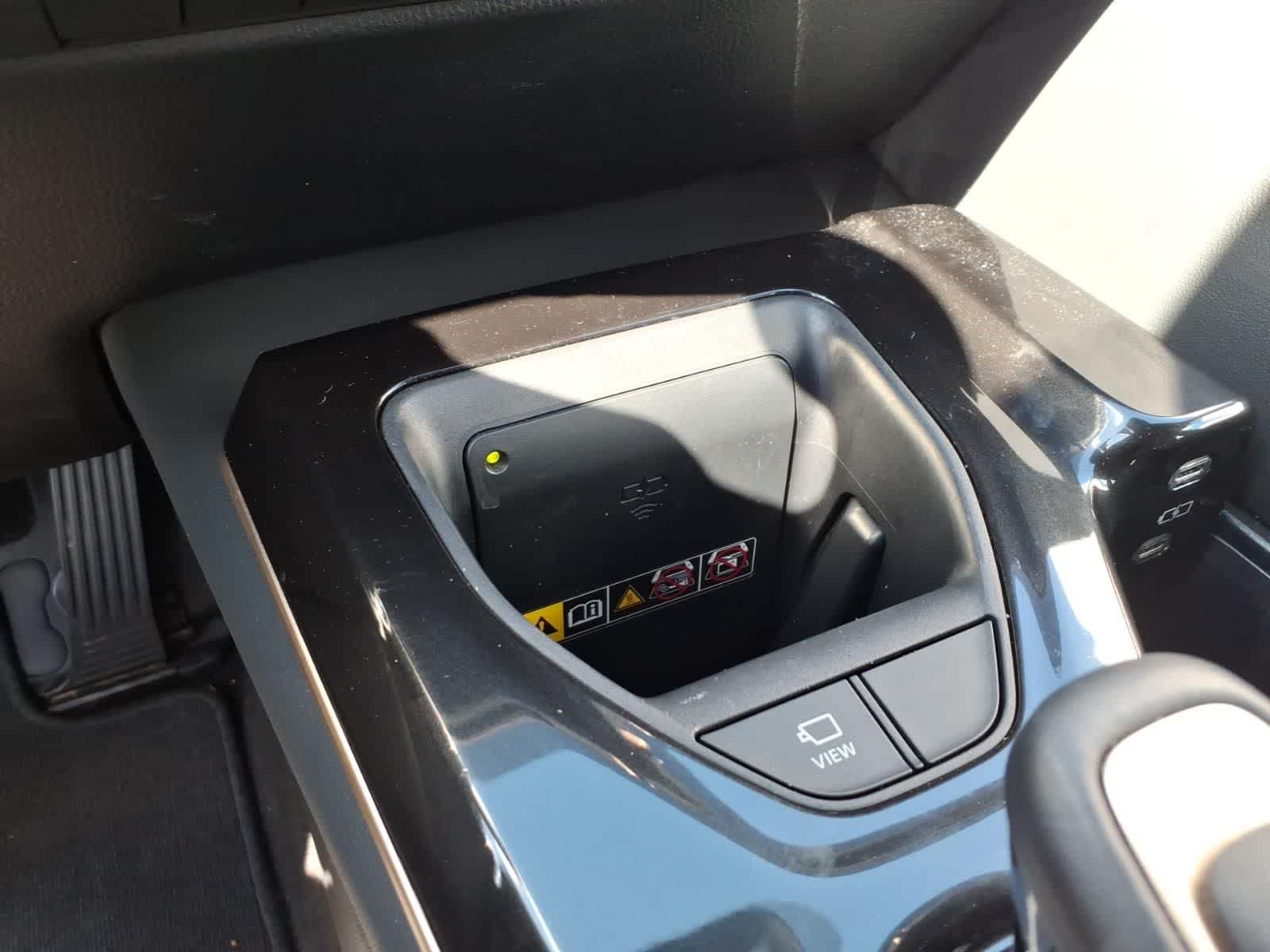 2025 Toyota Crown Signia Limited AWD