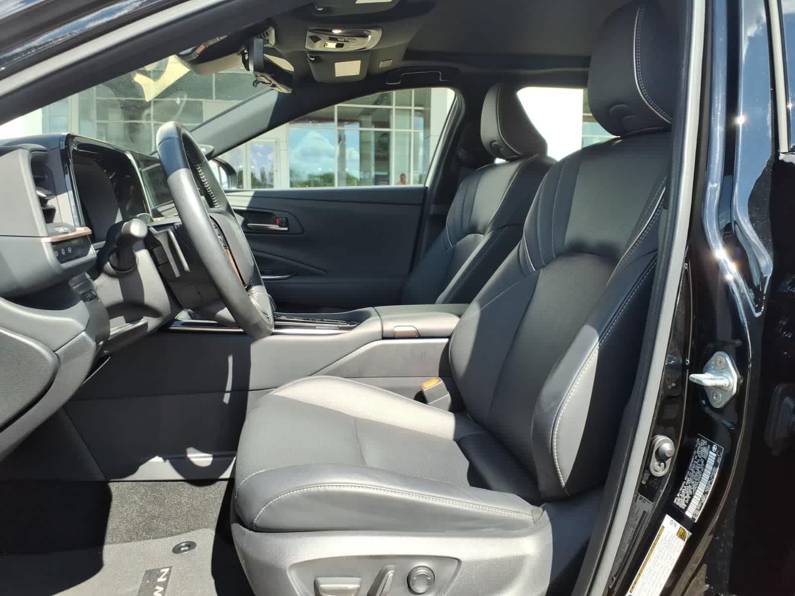 2025 Toyota Crown Signia Limited AWD