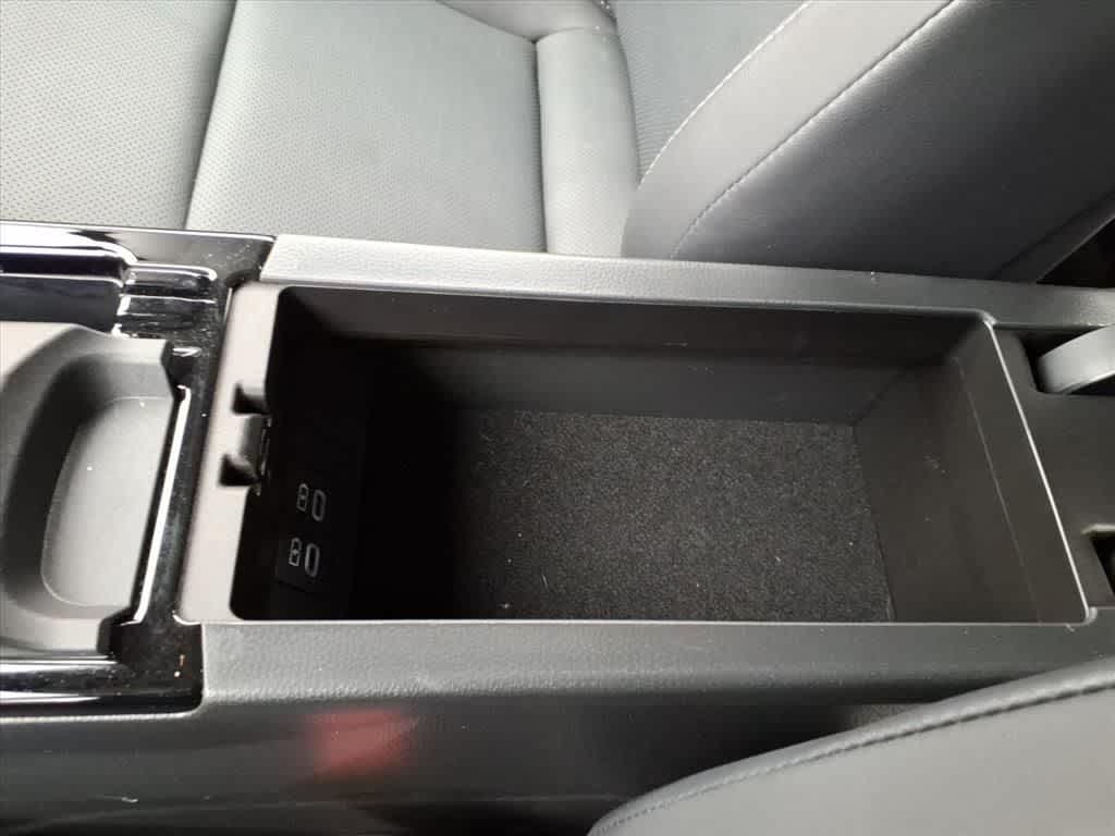 2025 Toyota Prius Limited