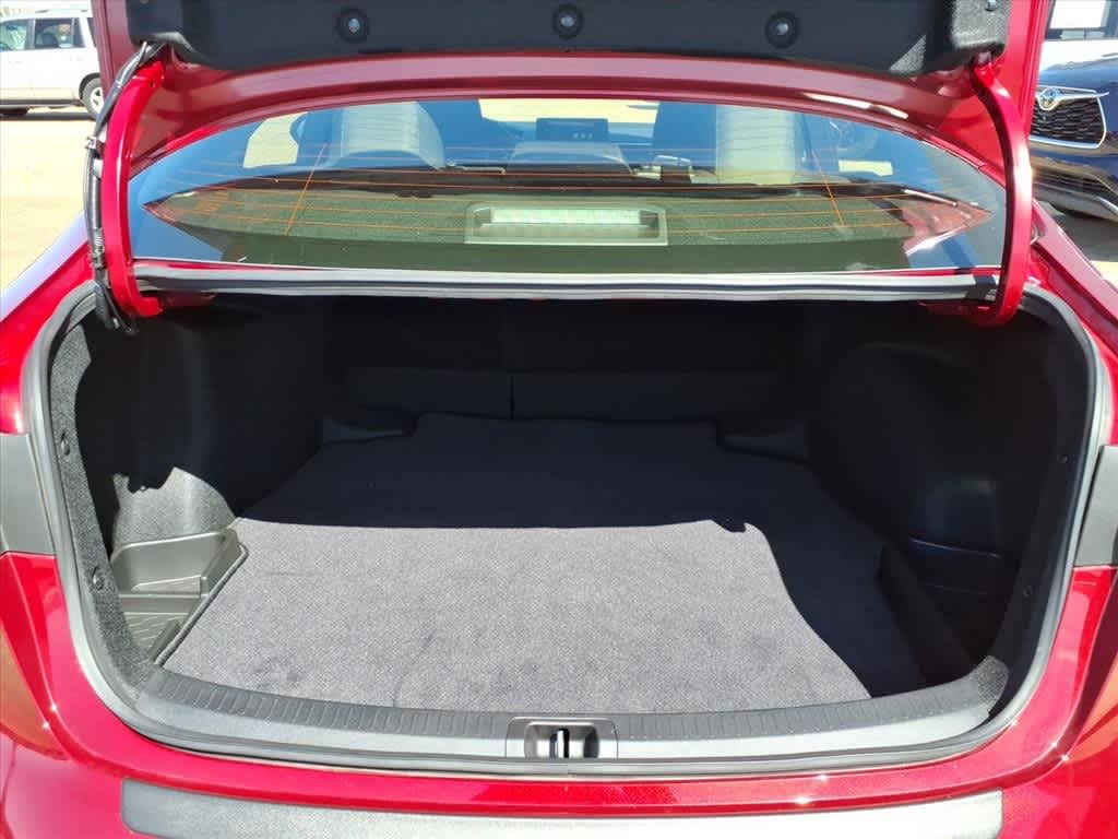 2025 Toyota Corolla Hybrid LE FWD