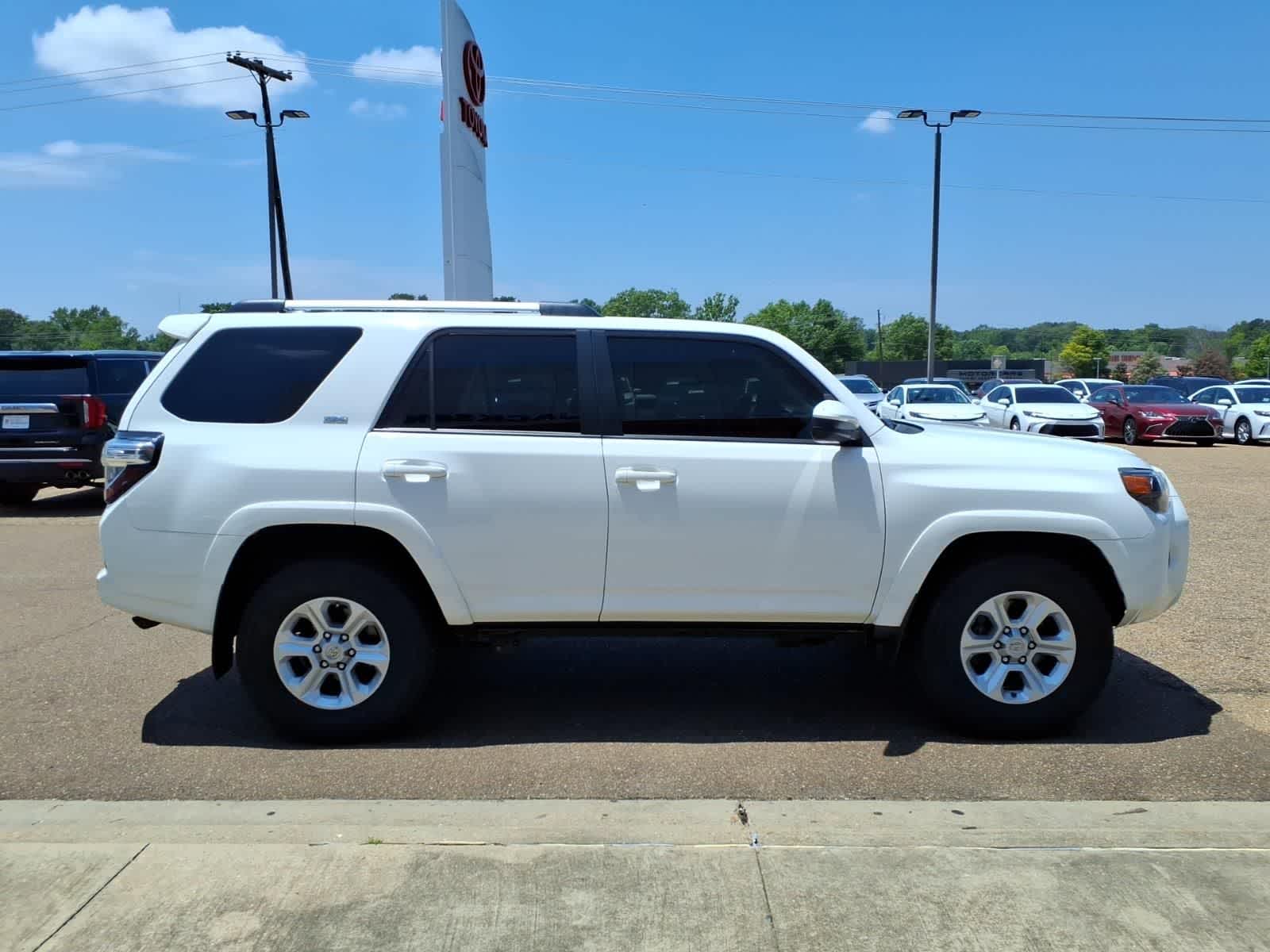 2021 Toyota 4Runner SR5 2WD
