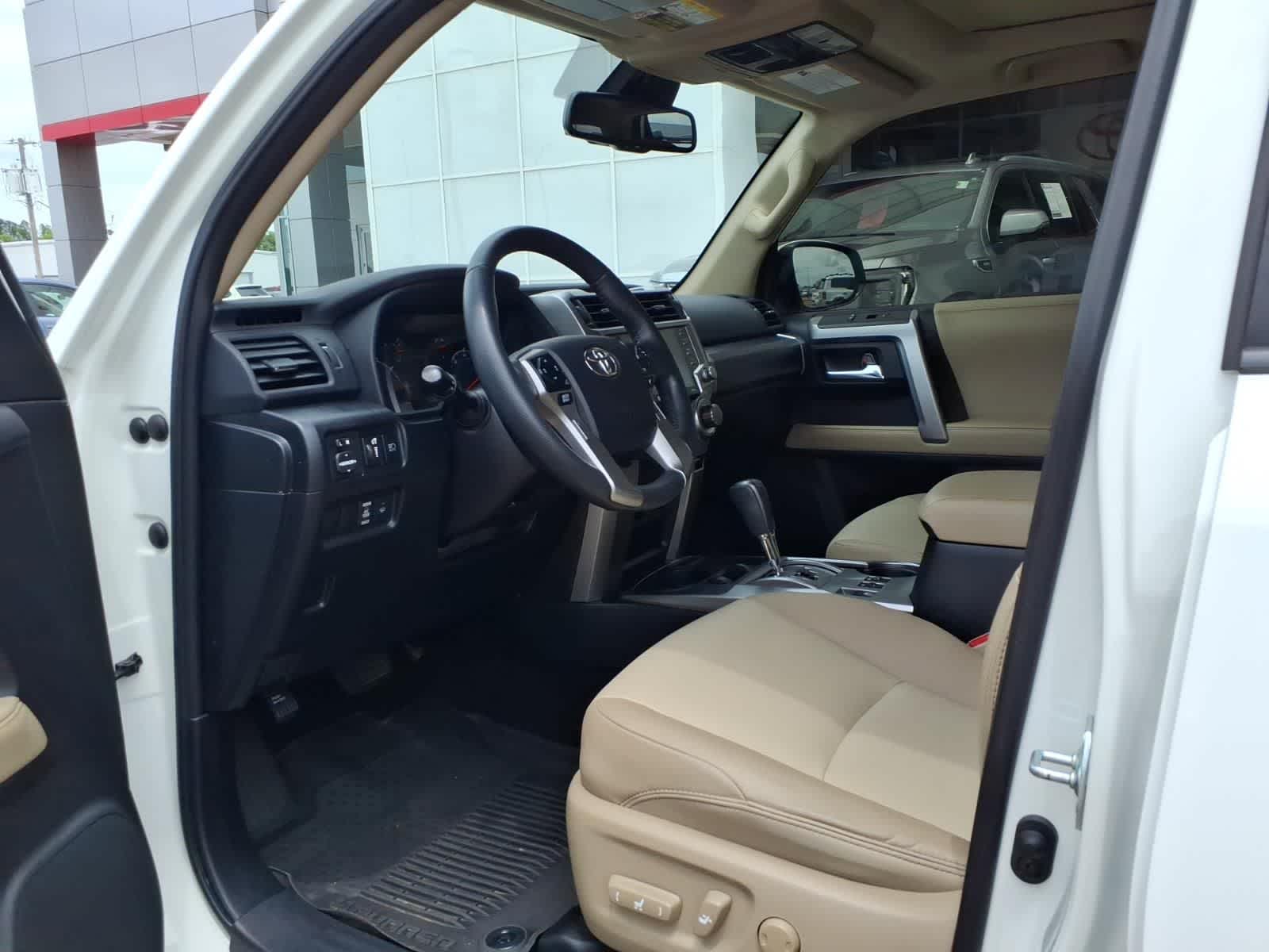 2023 Toyota 4Runner SR5 Premium 2WD
