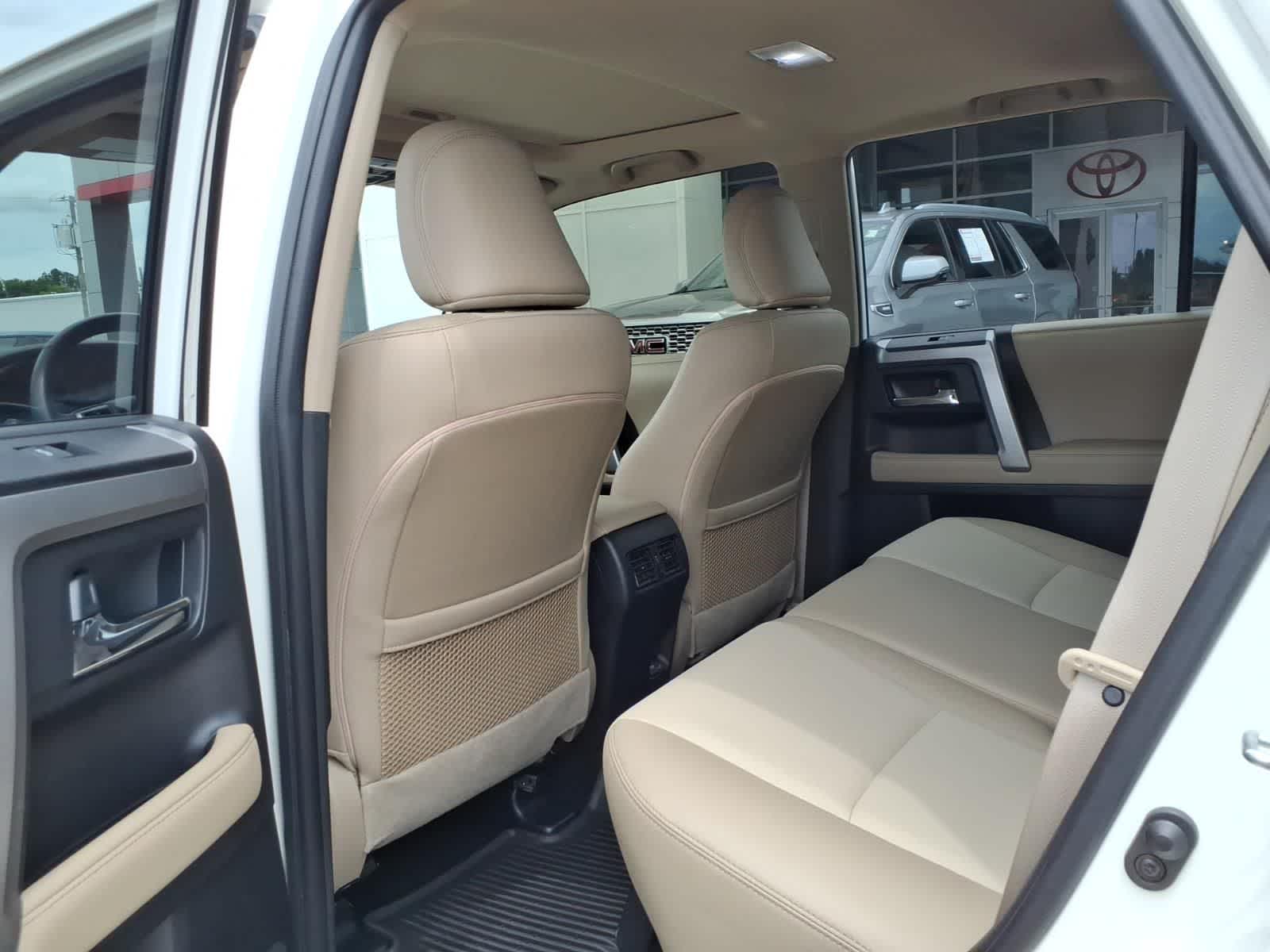 2023 Toyota 4Runner SR5 Premium 2WD