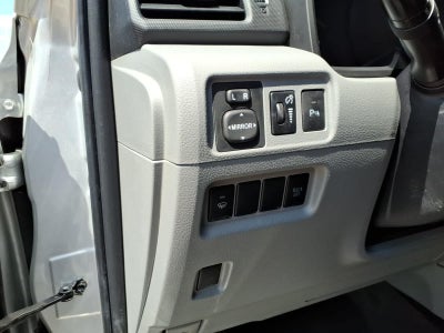 2013 Toyota 4Runner RWD 4dr V6 SR5