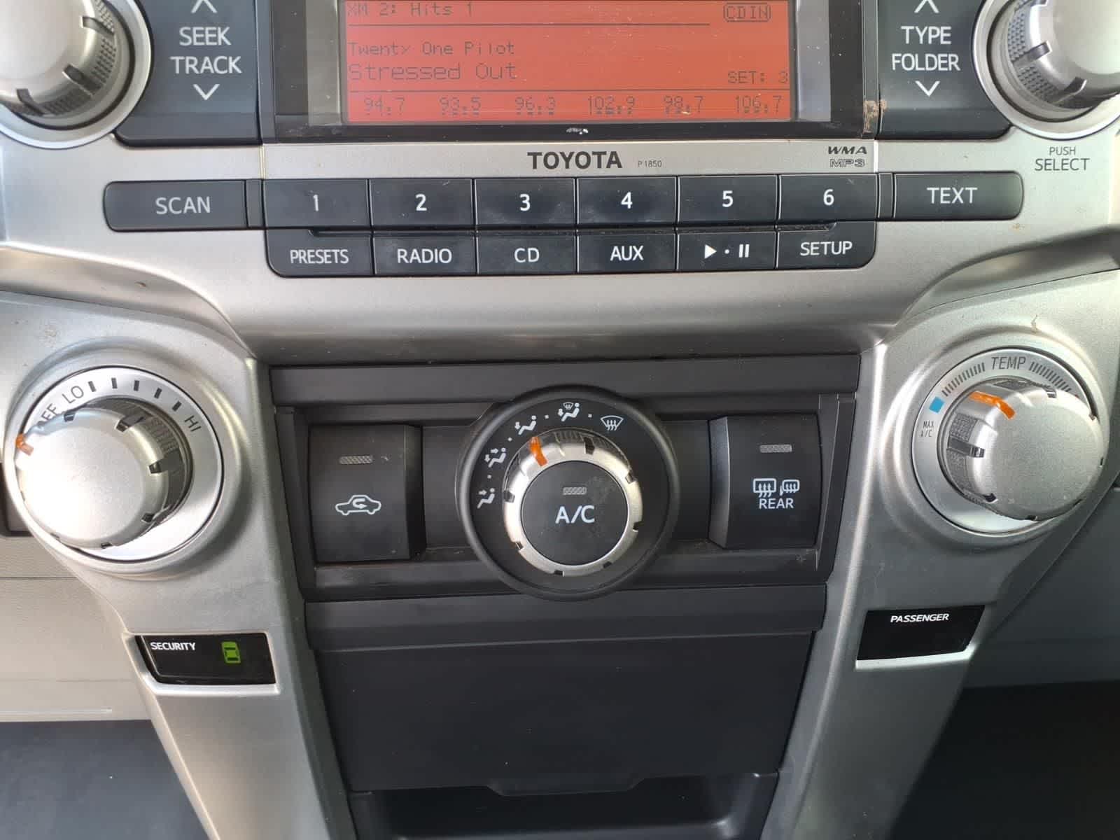 2013 Toyota 4Runner RWD 4dr V6 SR5