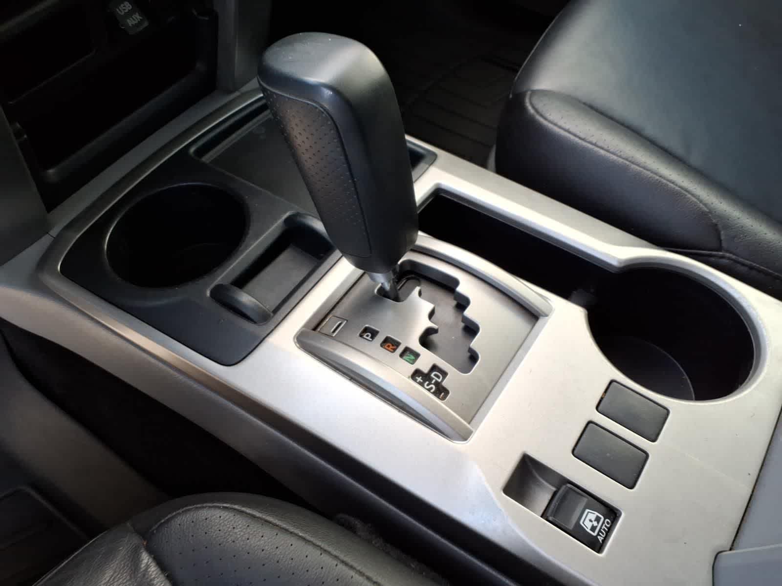 2013 Toyota 4Runner RWD 4dr V6 SR5