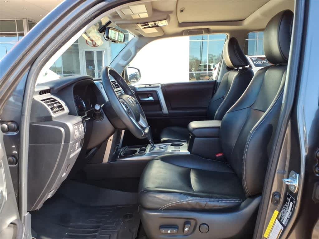 2017 Toyota 4Runner Limited 2WD