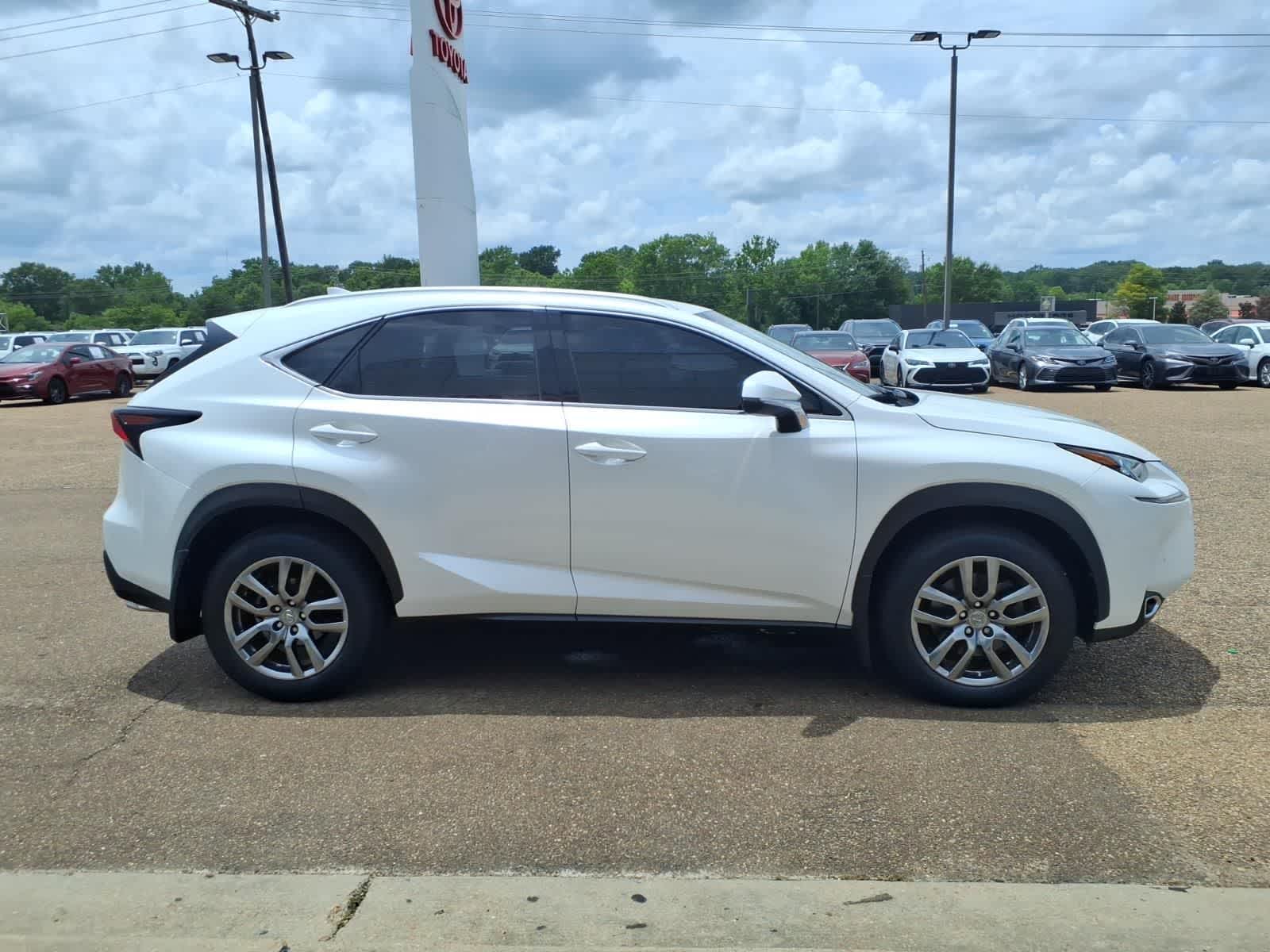 2016 Lexus NX 200t AWD 4dr