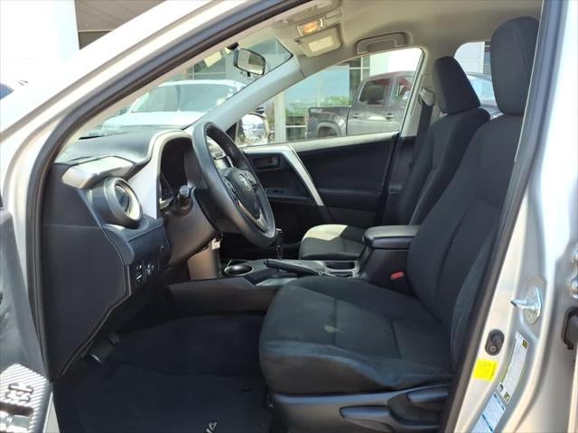 2015 Toyota RAV4 AWD 4dr LE