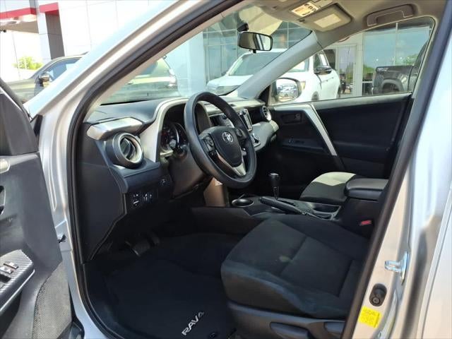 2015 Toyota RAV4 AWD 4dr LE
