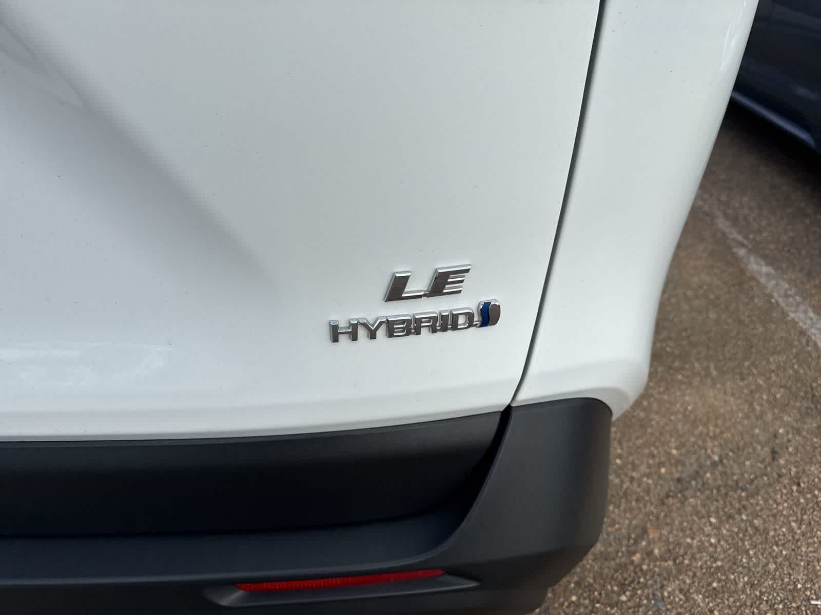 2024 Toyota RAV4 Hybrid LE AWD