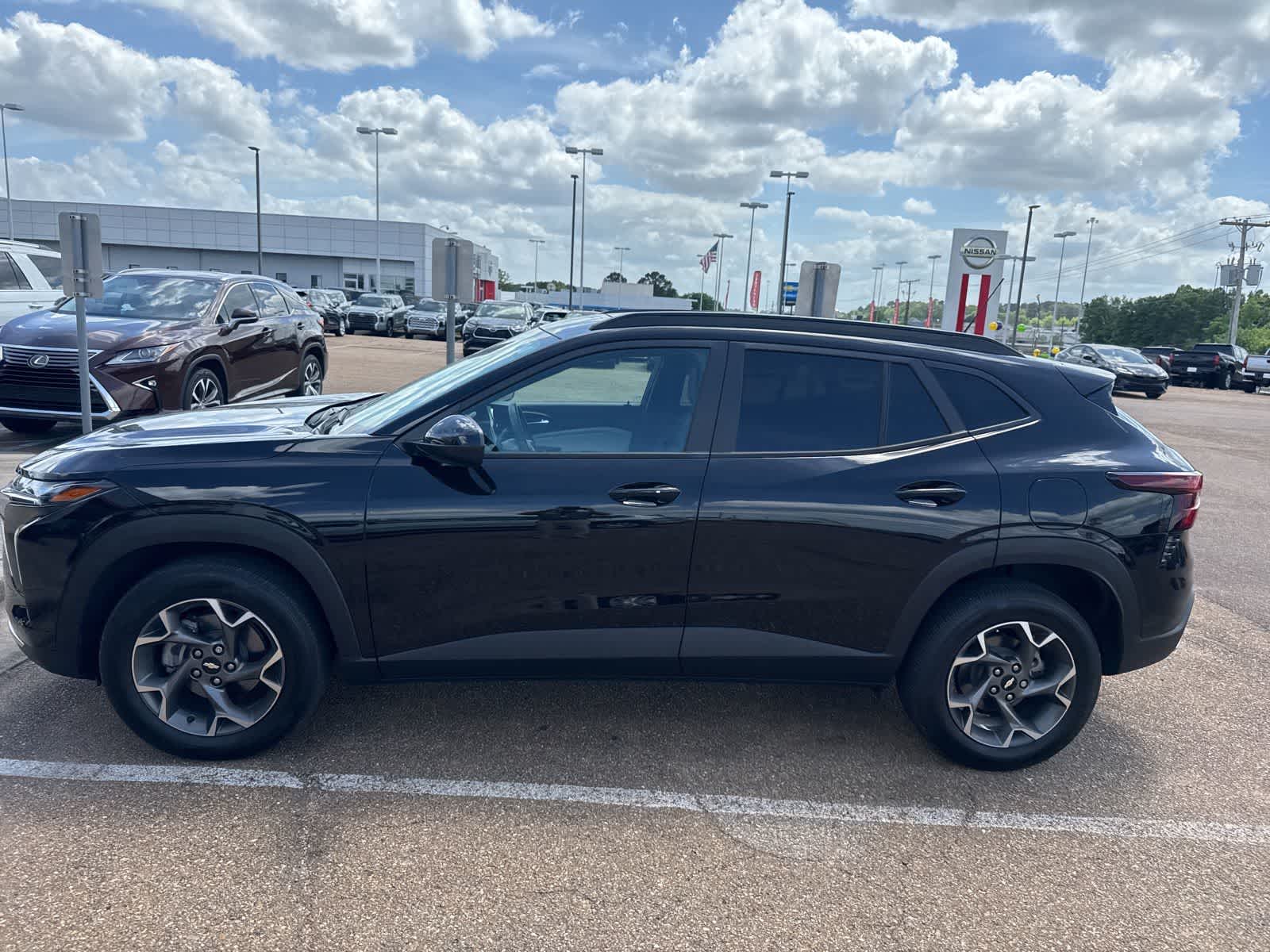 2025 Chevrolet Trax FWD 4dr LT