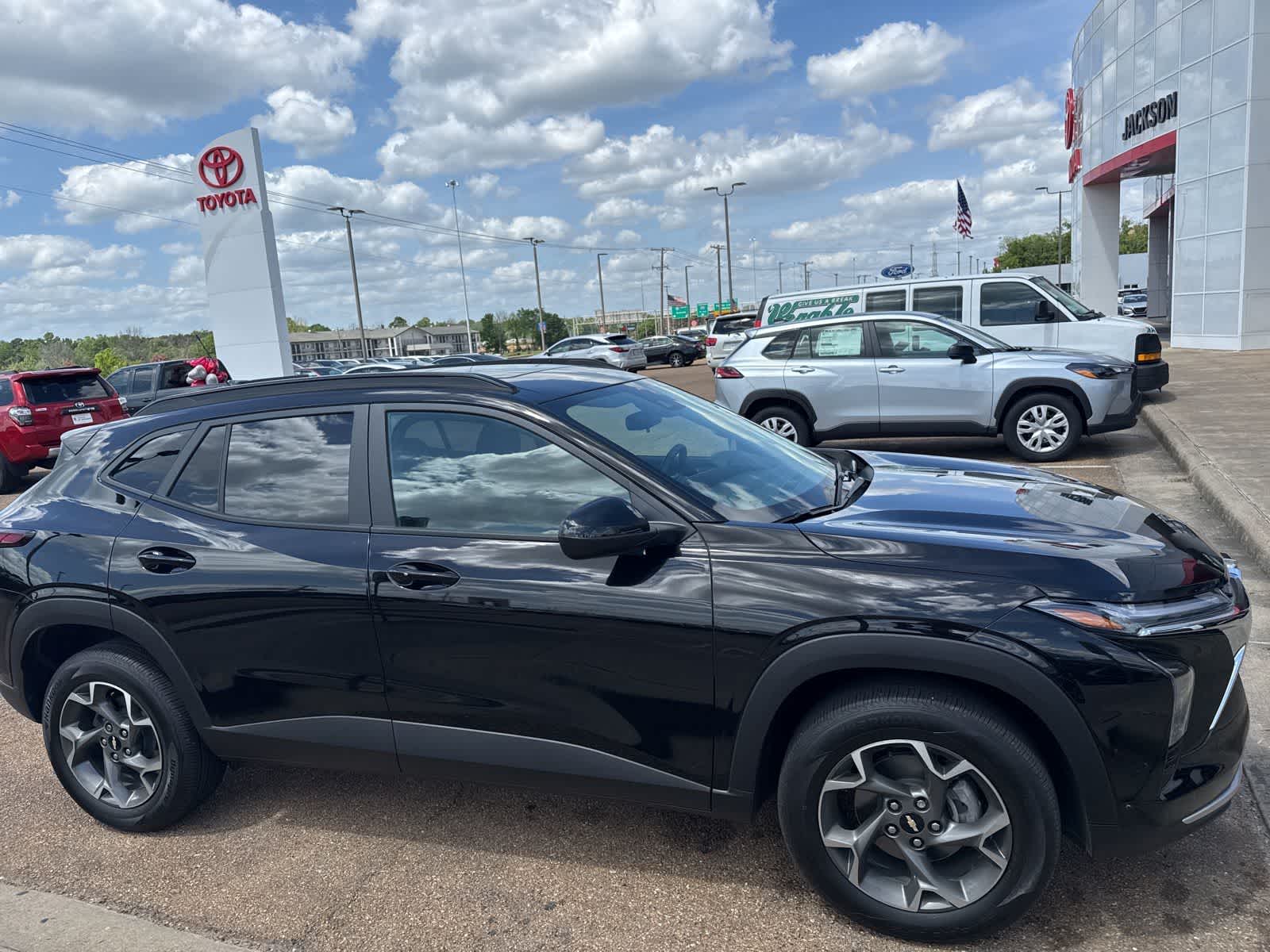 2025 Chevrolet Trax FWD 4dr LT