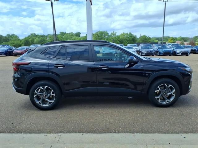 2025 Chevrolet Trax FWD 4dr LT