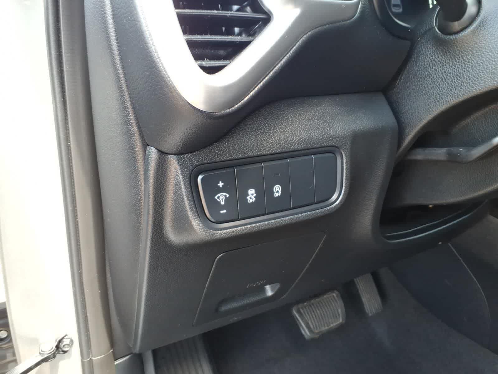 2024 Kia Soul LX IVT