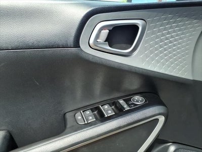 2024 Kia Soul LX IVT