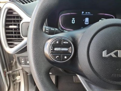 2024 Kia Soul LX IVT