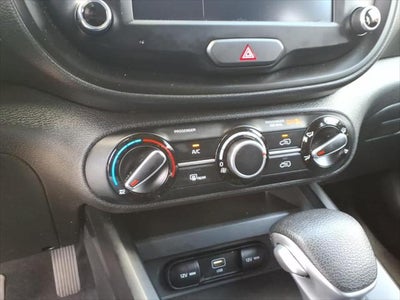 2024 Kia Soul LX IVT