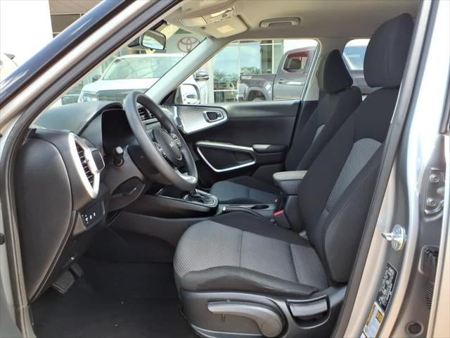 2024 Kia Soul LX IVT