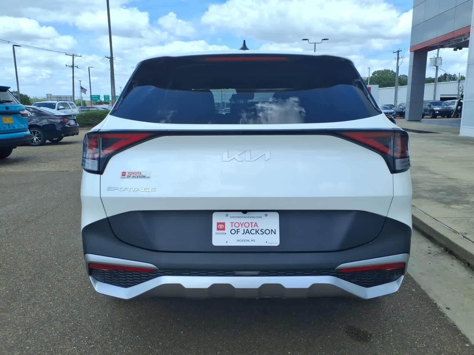 2024 Kia Sportage LX FWD
