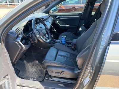 2022 Audi Q3 S line Premium 45 TFSI quattro