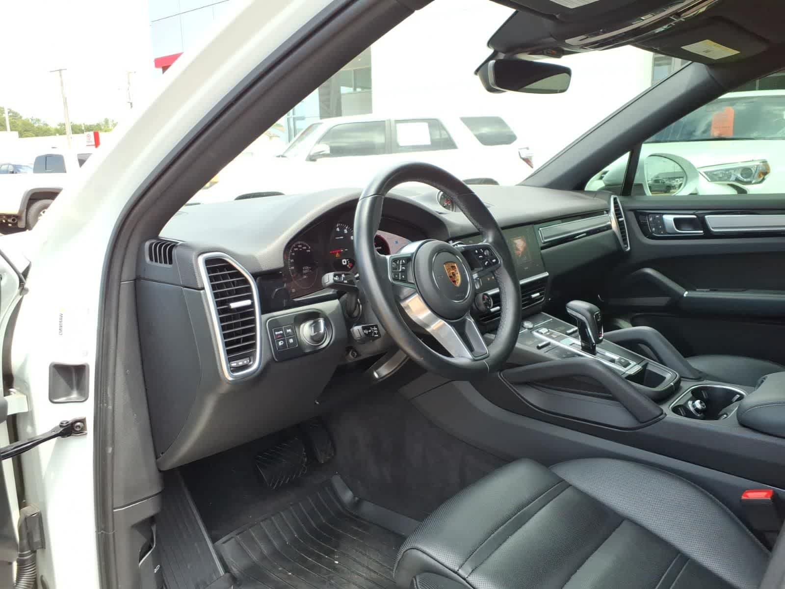 2022 Porsche Cayenne Platinum Edition Coupe AWD