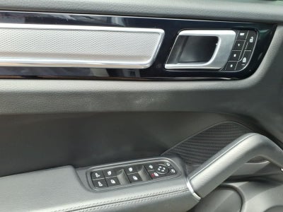 2022 Porsche Cayenne Platinum Edition Coupe AWD