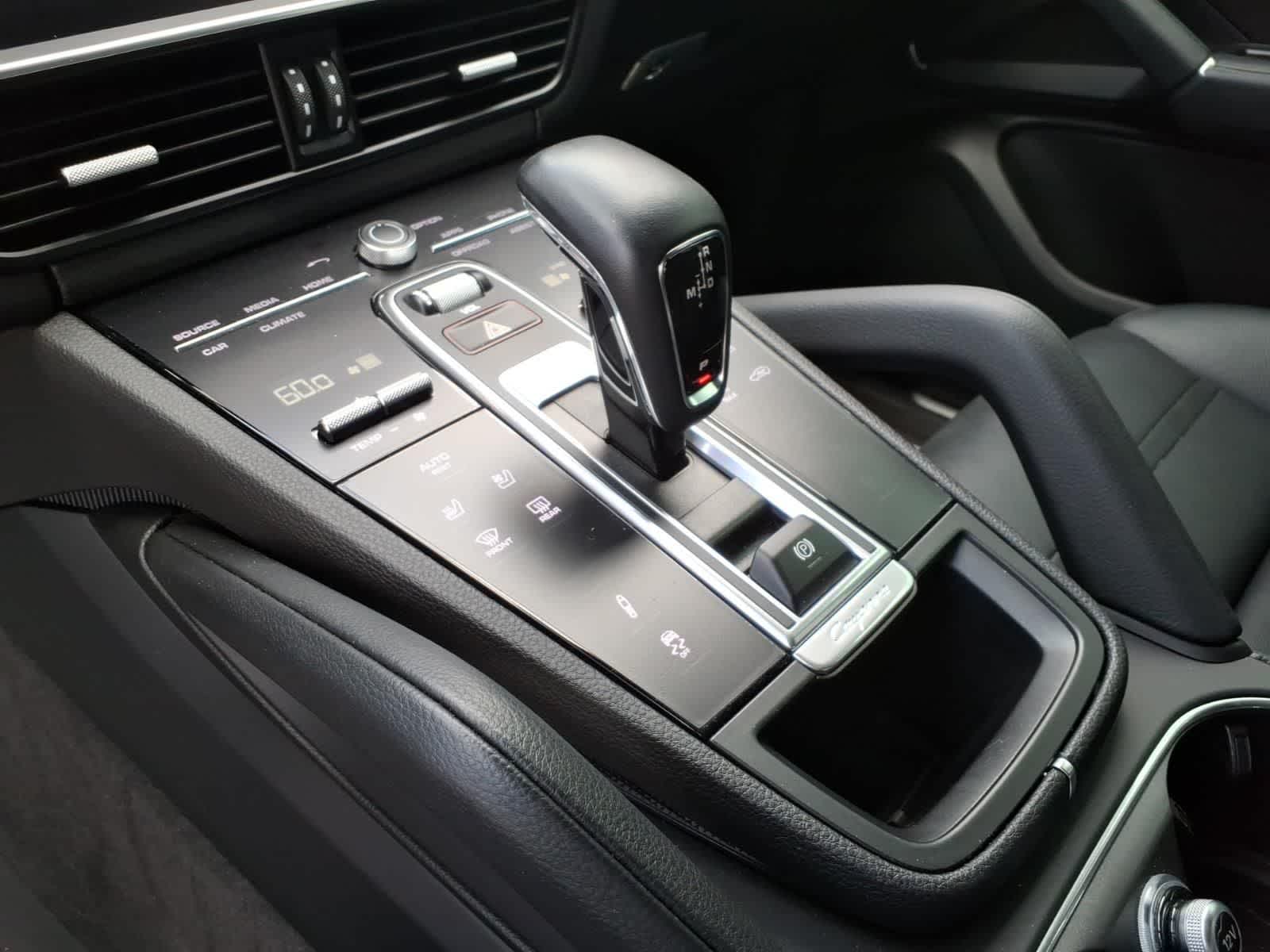 2022 Porsche Cayenne Platinum Edition Coupe AWD