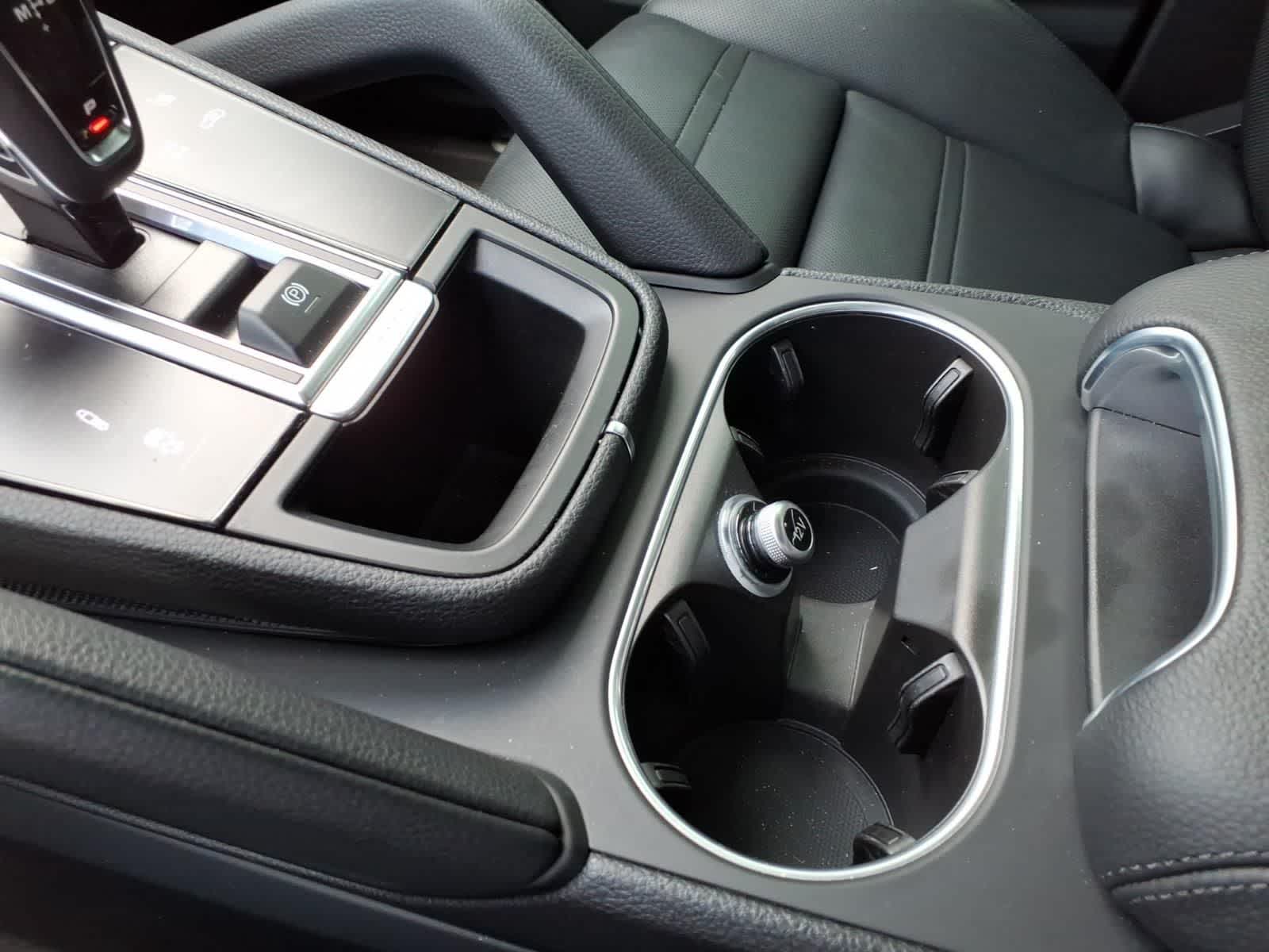 2022 Porsche Cayenne Platinum Edition Coupe AWD