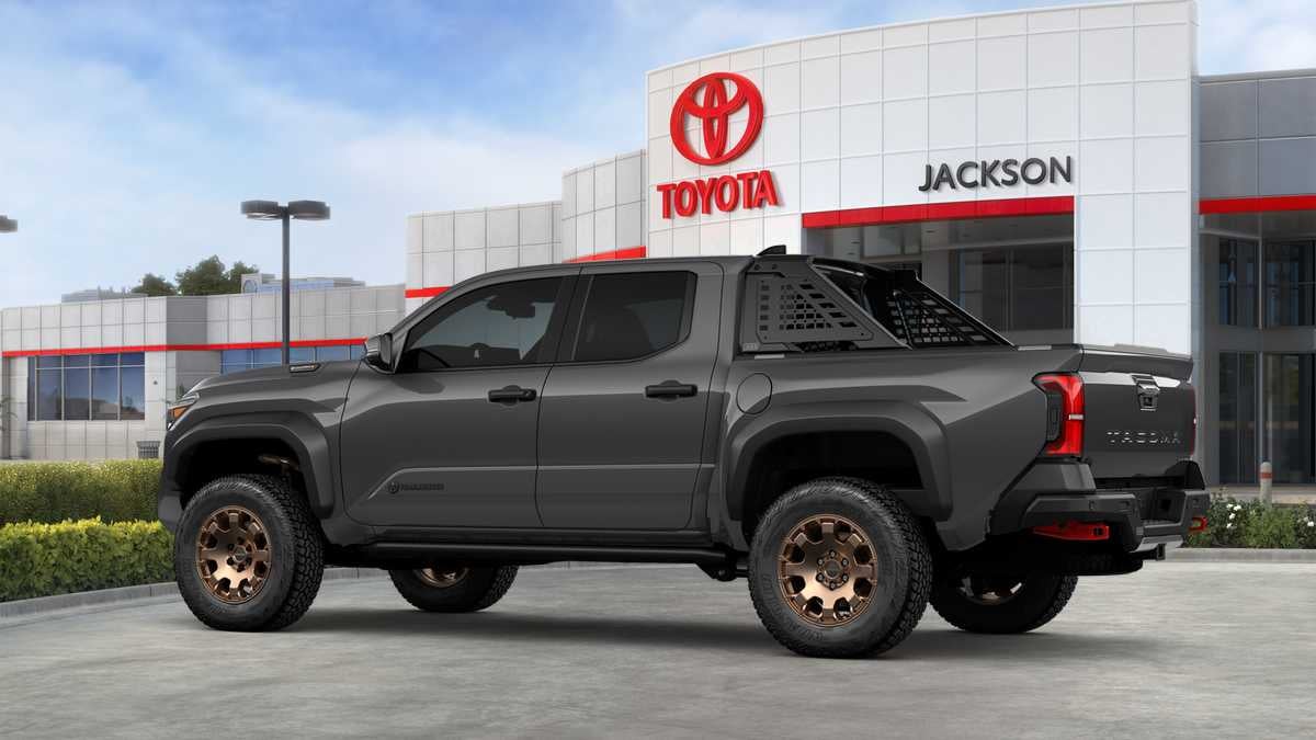 2026 Toyota Tacoma Trailhunter - Photo 5
