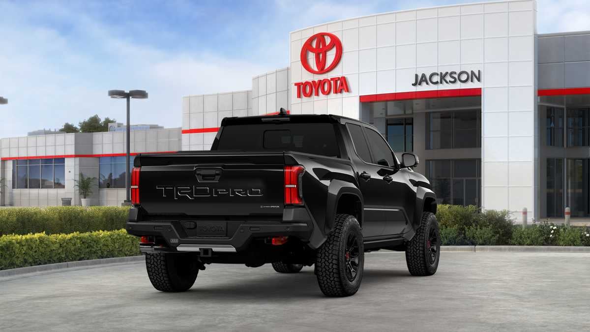 2026 Toyota Tacoma TRD Pro - Photo 9