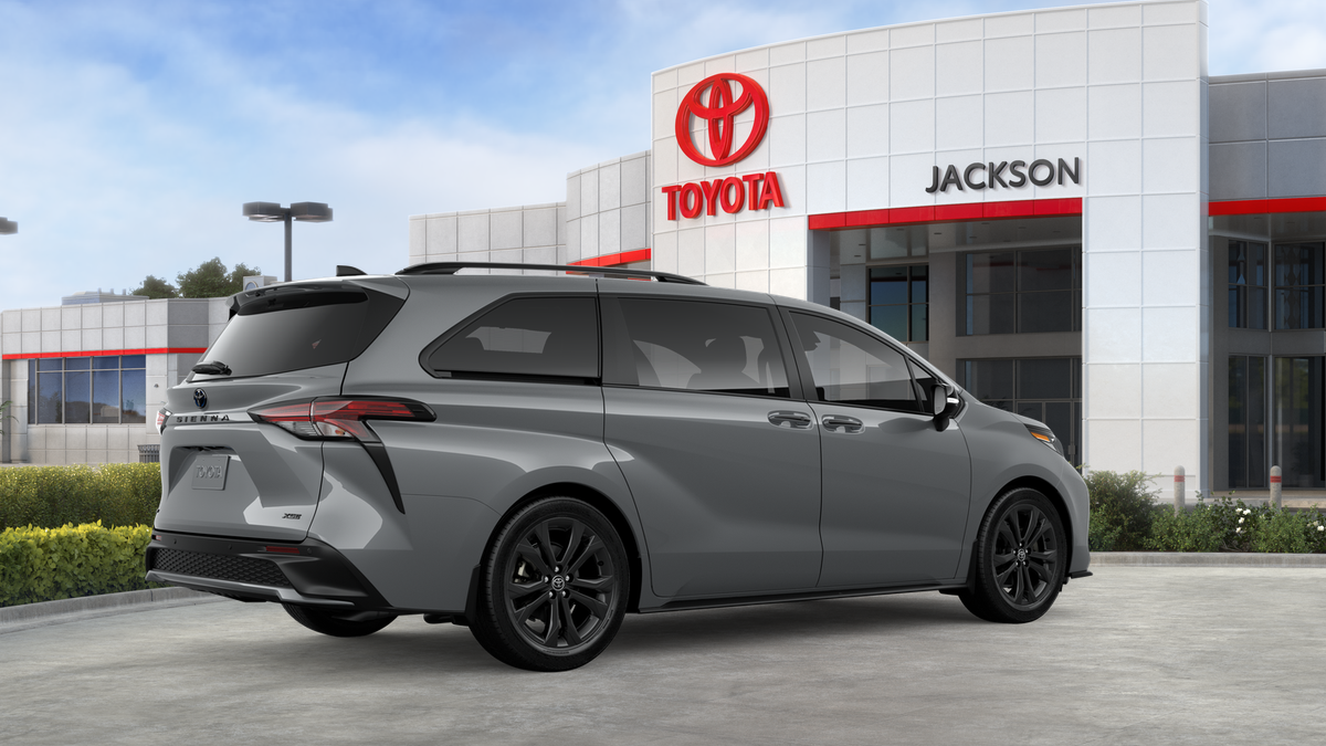 2025 Toyota Sienna XSE
